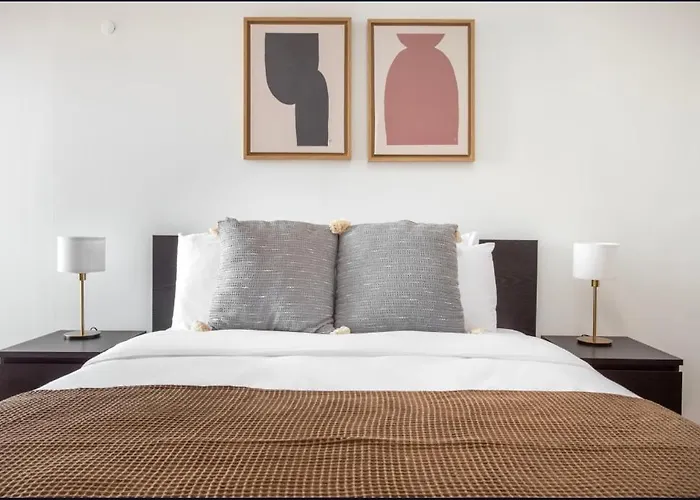 Deluxe Apartment T2 Ac